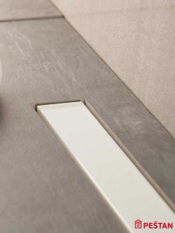 Tuš kanalica Frameless Line belo staklo 650 Peštan-2